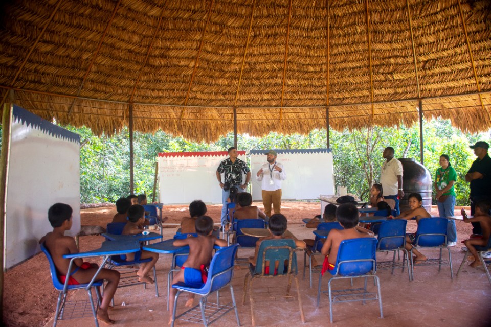 Niños indígenas del lago Gatún, en Colón, refuerzan conocimientos en cuidado del ambiente 