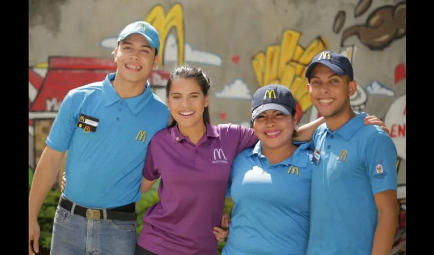 Jóvenes buscan un buen ambiente de trabajo y capacitación constante. Foto: Cortesía 