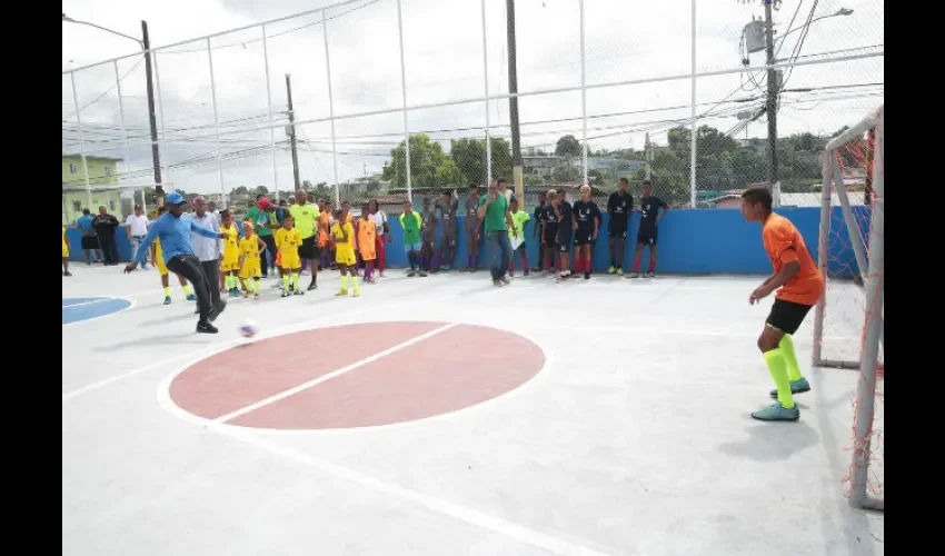 Cancha multiuso en Veranillo. 