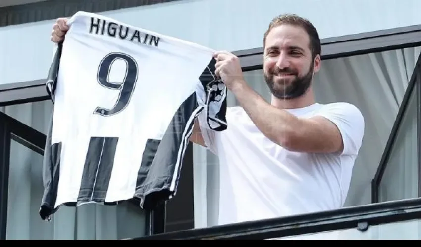 El jugador Gonzalo Higuaín. Foto: EFE