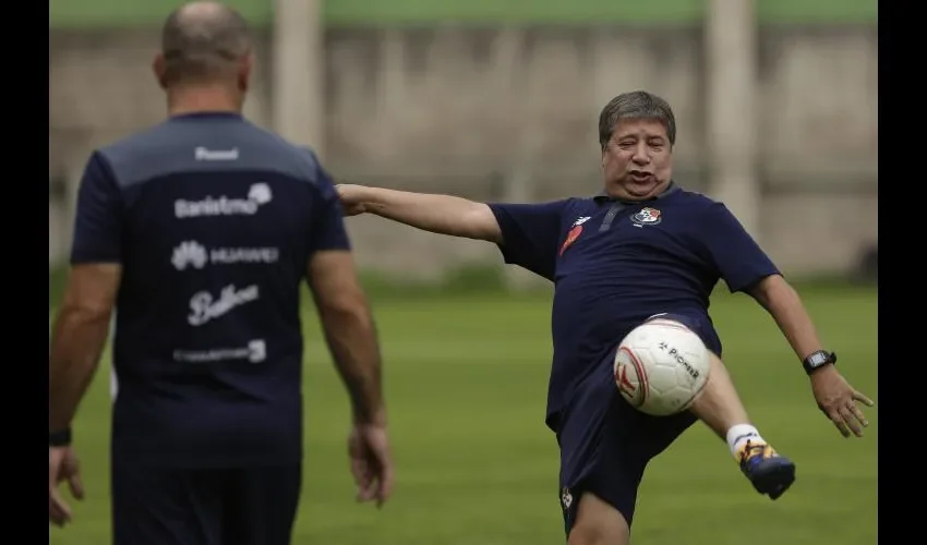 Hernán Darío Gómez es el técnico de la Selección Mayor de Fútbol de Panamá.