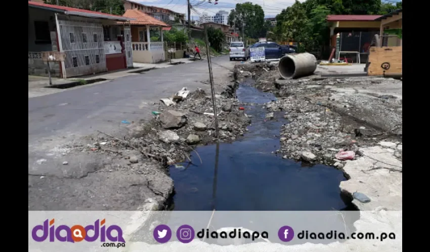 Así está el canal pluvial en La Pulida #2, Calle 1era. Foto: Jesús Simmons