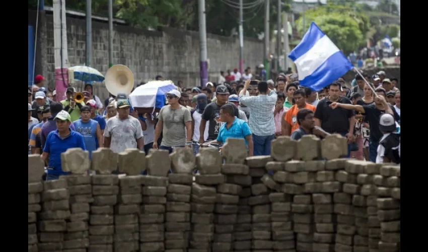 Las muertes se atribuyen a elementos parapoliciales.