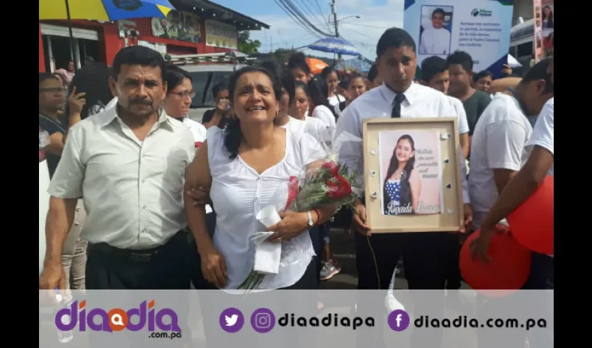 Los padres de Rosaida están muy afectados por su muerte. Foto: Jesús Simmons