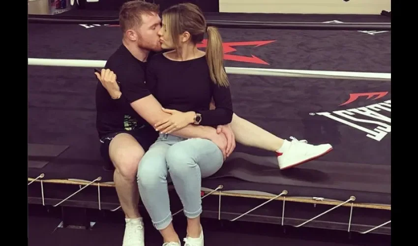 Saúl "Canelo" Álvarez y Fernanda Gómez tienen una hija en común./Instagram