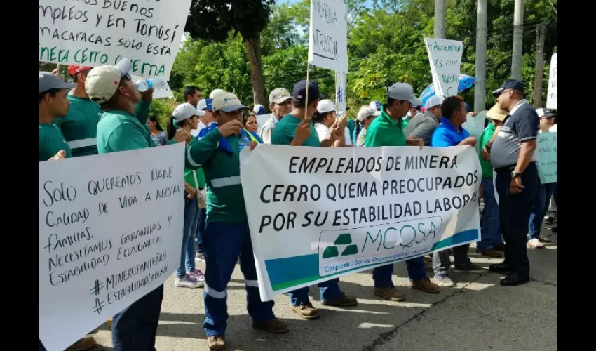 Exigen que autoridades del MICI les den respuesta. Foto: Thays Domínguez