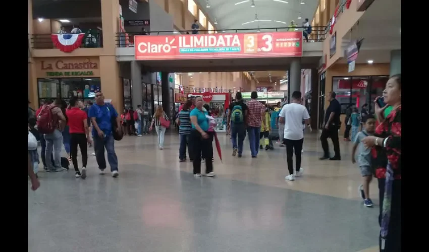 Comienza a  llenarse la terminal de Albrook: Foto : Yanelis Domínguez