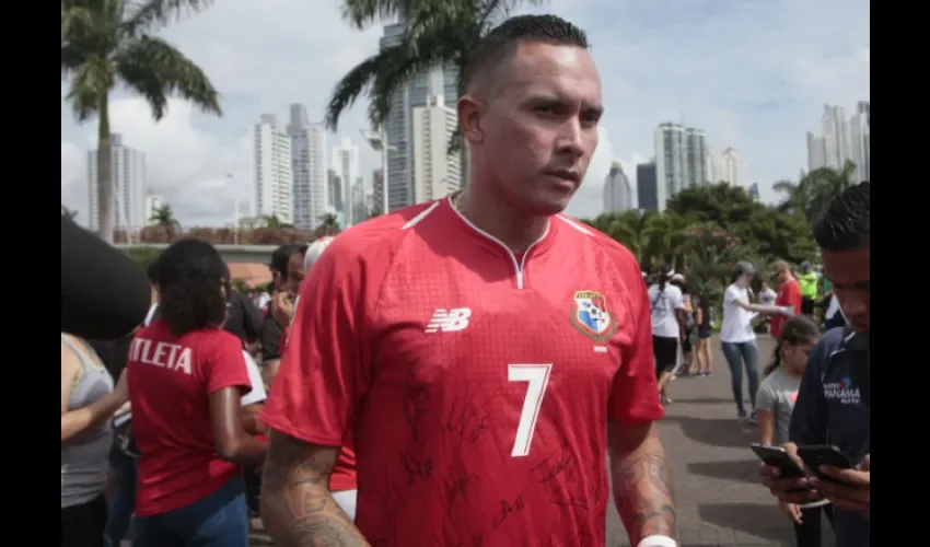  Blas "El Ratón" Pérez es líder de goleo de la Roja junto a Luis Tejada.