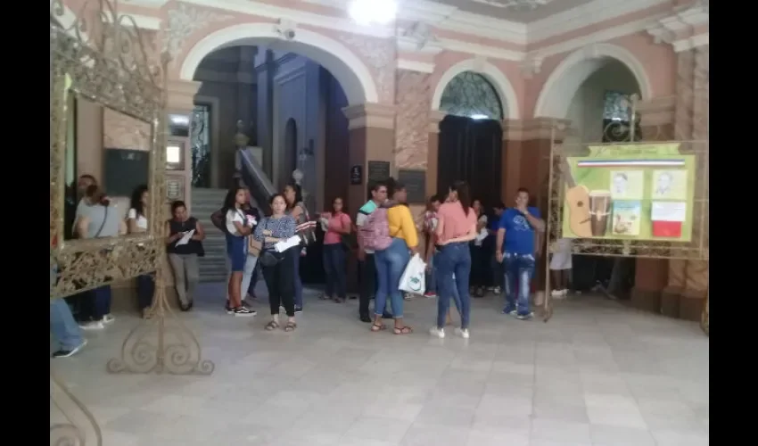 Estudiantes tienen que cumplir diversos requisitos para matricularse. Foto: Yanelis Domínguez