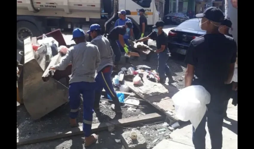 Basura se ha incrementado en las últimas semanas. Foto: Diómedes Sánchez 