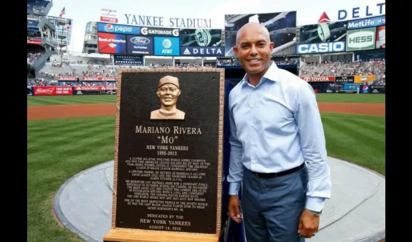 Mariano Rivera durante culto en Puerto Caimito. Foto: Jesús Simmons. 