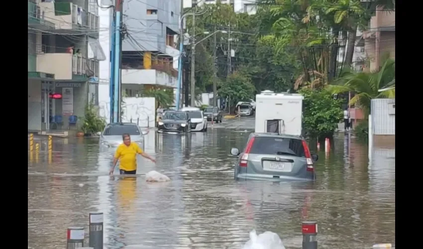 Esperan que el Alcalde de la cara por este incidente y lleve una solución, pues todavía está a tiempo para hacer algo. Foto: Twitter