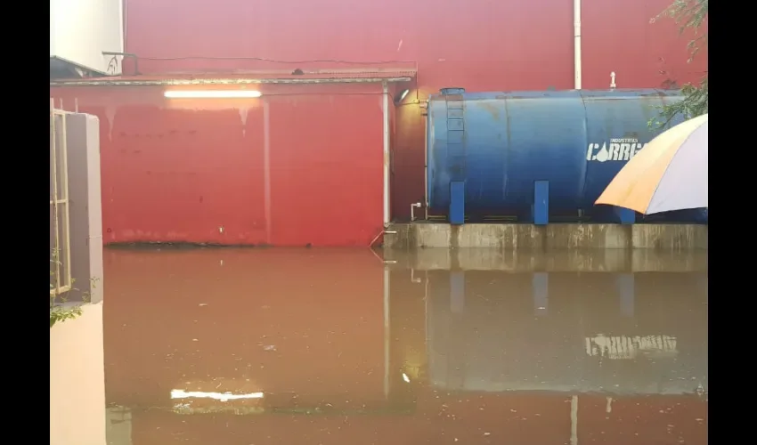 Inundaciones en Valle Hermoso, Arraiján. Foto: Cortesía