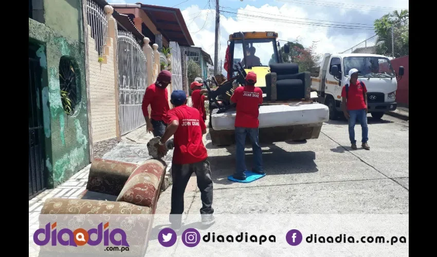 Según Sucre han trabajado el doble porque ha salido mucha basura. Foto: Jesús Simmons