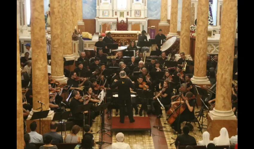 Foto ilustrativa de la orquesta. 