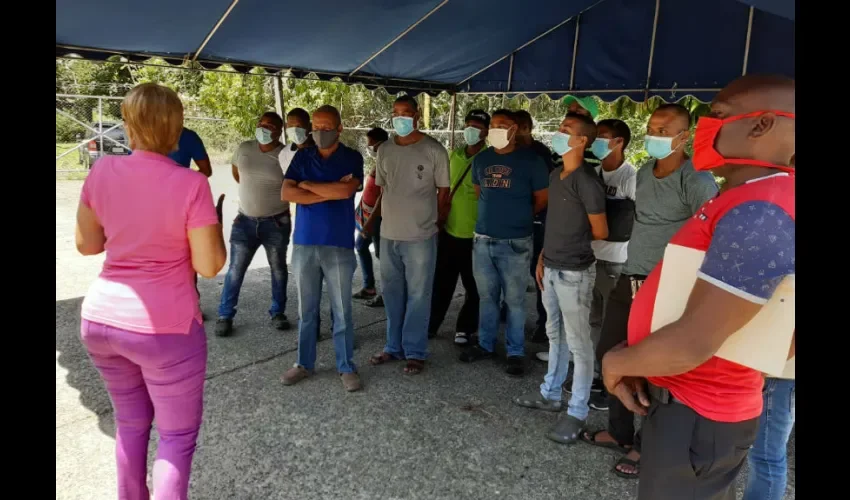 Este listado debe ser entregado la próxima semana al asesor de proyectos, Alí Waked, en la gobernación. Foto: Diómedes Sánchez