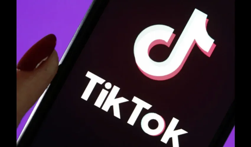 Tik Tok. 