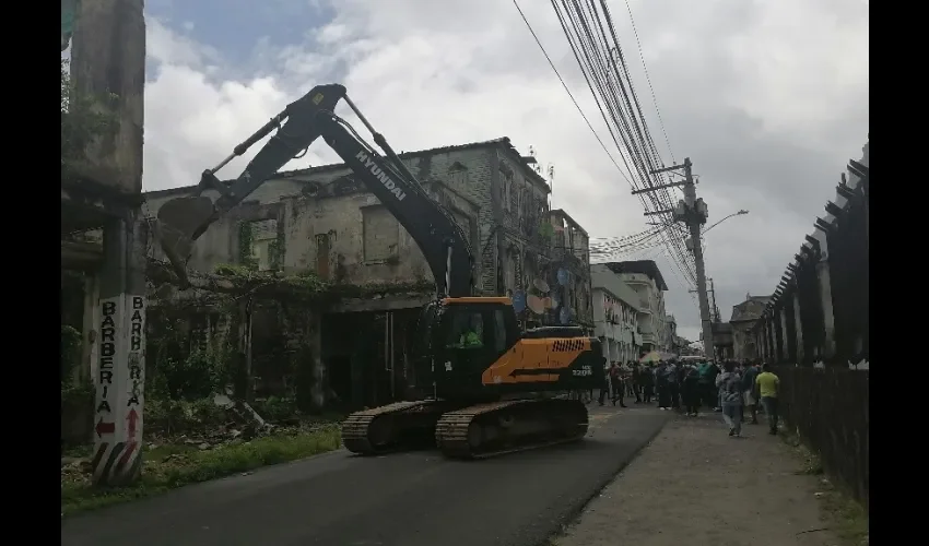 Foto ilustrativa de la demolición. 