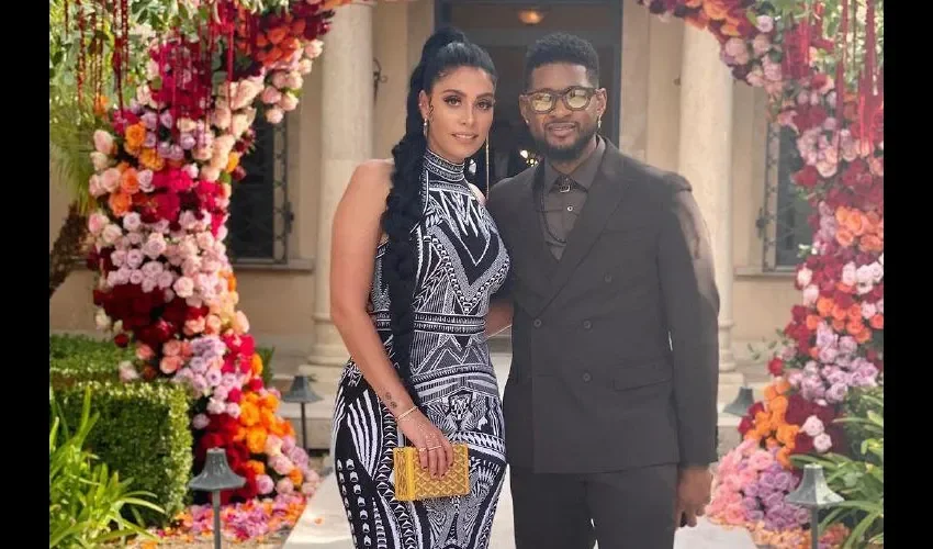 Usher y su pareja 