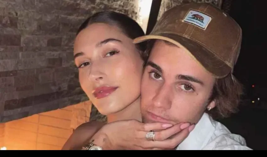 Justin seguirá con su esposa.