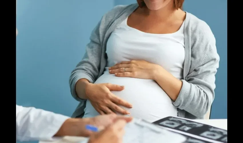 Foto ilustrativa de una embarazada. 