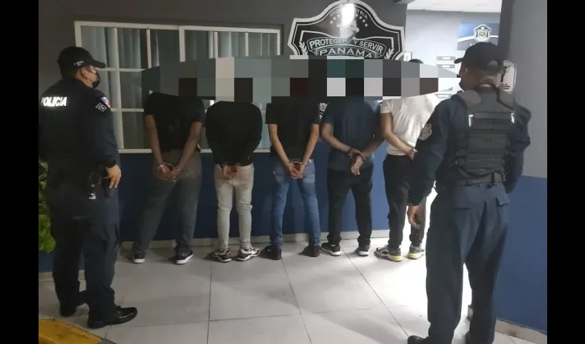 Foto ilustrativa de los detenidos. 