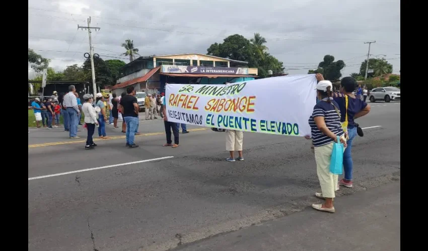 No quieren que pase una desgracia. Foto: Eric Montenegro