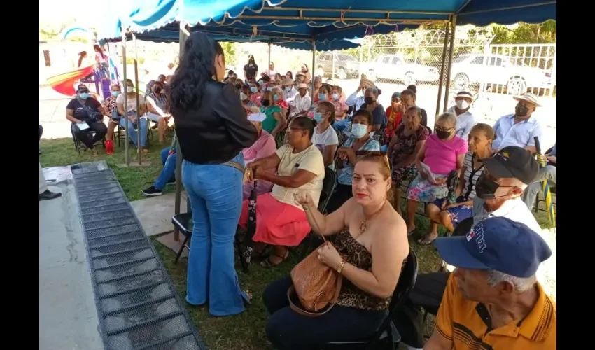 Están orientado a los abuelos para que no abusen de ellos. 