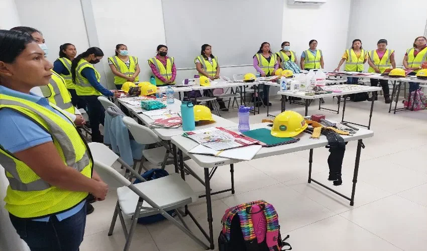 Las participantes buscan una mejor oportunidad laboral. 