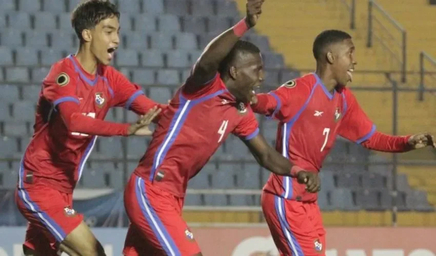 La selección celebra con alegría y espera marcar el poderío ante México. 