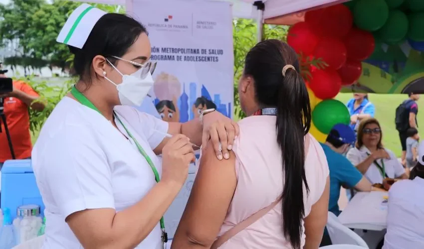 Continúa la vacunación en diversos espacios. 